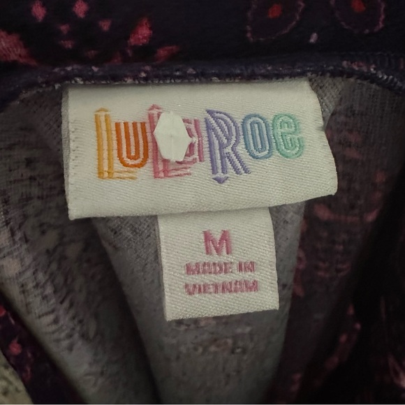 LulaRoe geometric print pencil skirt - Picture 3 of 4